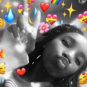 Meet your Posher, Ozannia